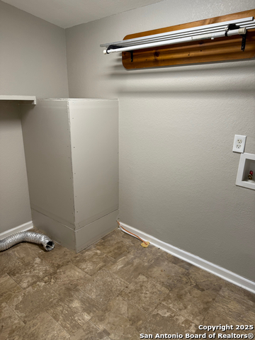 Image 14 of 18 For 620 Viewpoint