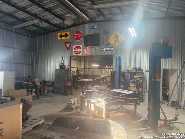 Image 16 of 18 For 620 Viewpoint