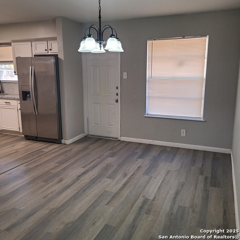 Image 5 of 17 For 5143 Village Row