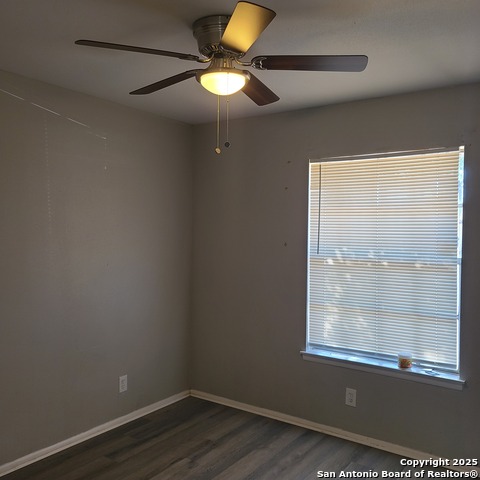 Image 9 of 17 For 5143 Village Row