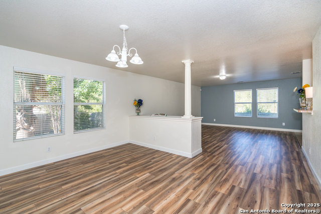 Image 7 of 51 For 13003 Southton