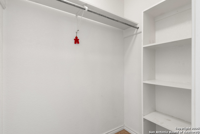 Image 26 of 38 For 109 Weeping Willow