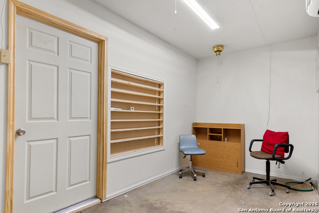 Image 32 of 38 For 109 Weeping Willow