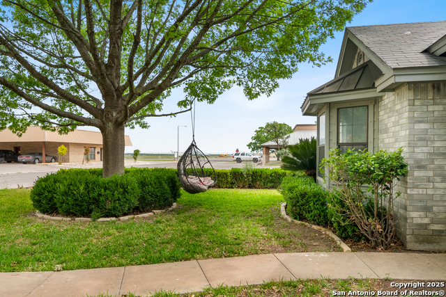 Image 6 of 38 For 109 Weeping Willow