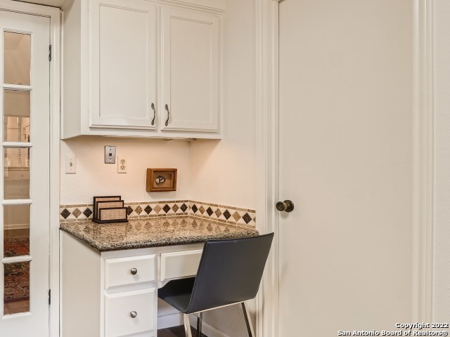 Image 12 of 28 For 10126 Jandre