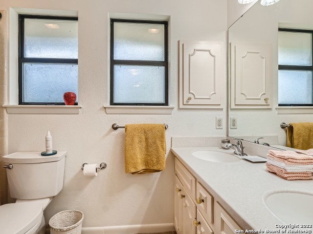 Image 24 of 28 For 10126 Jandre