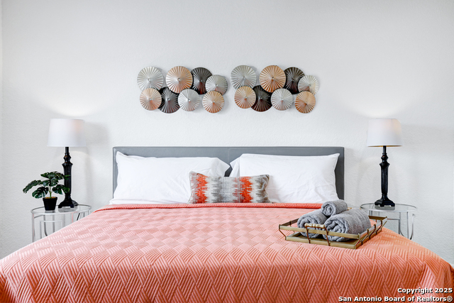 Image 10 of 23 For 1814 Interstate 35 N