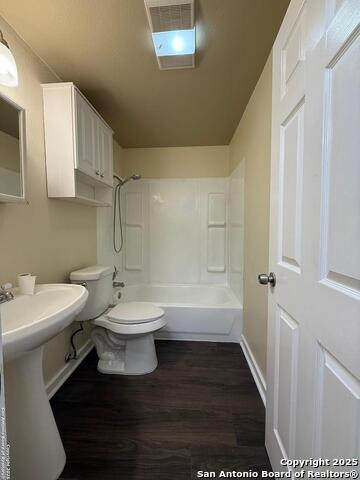 Image 6 of 9 For 312 Brahan 5