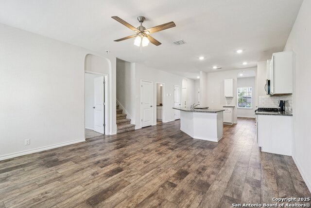 Image 8 of 49 For 22018 Backspin