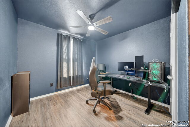 Image 22 of 25 For 6231 Antares