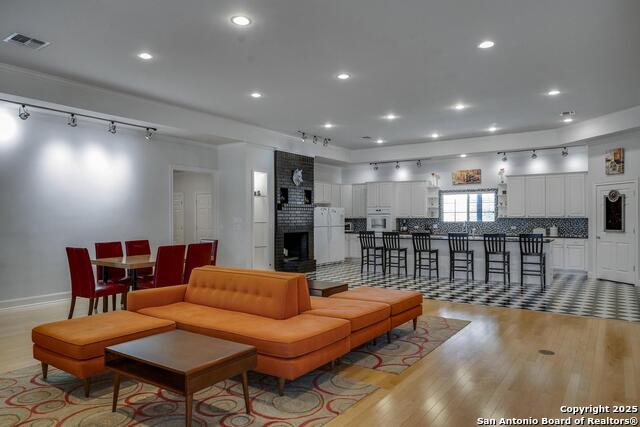 Image 6 of 37 For 14510 Fm 306