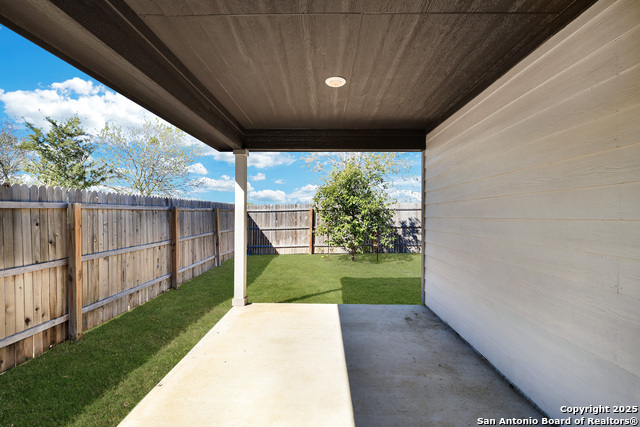 Image 24 of 26 For 3168 Junction Bay