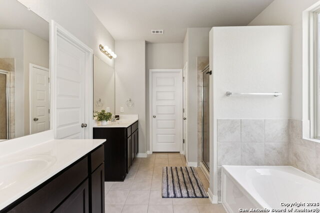 Image 13 of 20 For 1639 Dunvegan