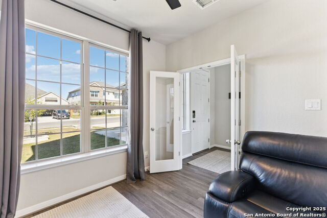 Image 7 of 20 For 1639 Dunvegan