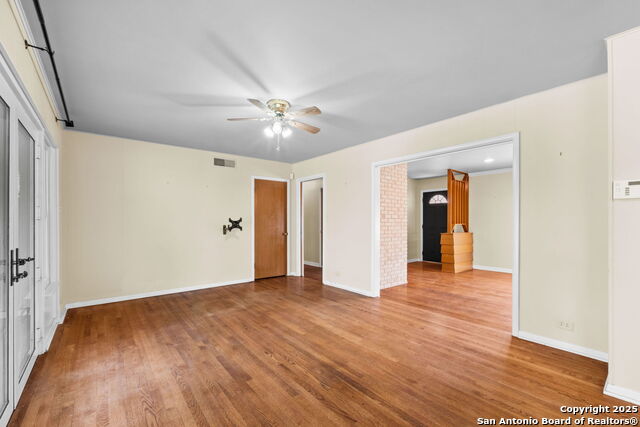 Image 16 of 26 For 411 Cave