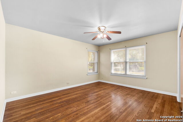 Image 17 of 26 For 411 Cave