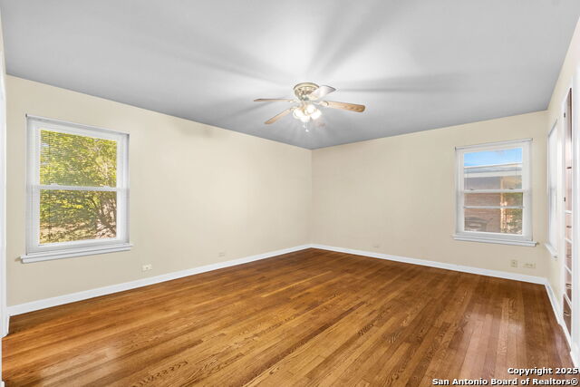 Image 21 of 26 For 411 Cave