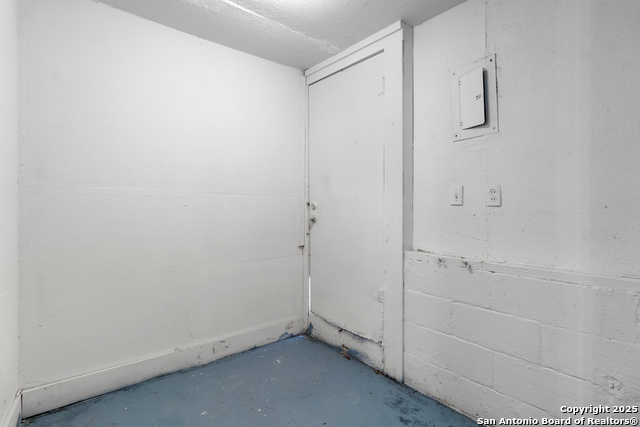 Image 24 of 48 For 12242 & 12244 Park Road 37