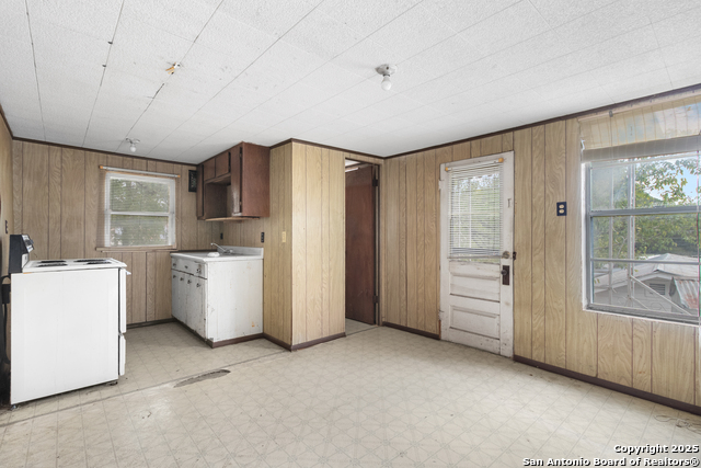 Image 29 of 48 For 12242 & 12244 Park Road 37