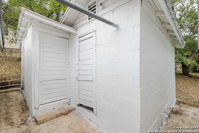 Image 34 of 48 For 12242 & 12244 Park Road 37