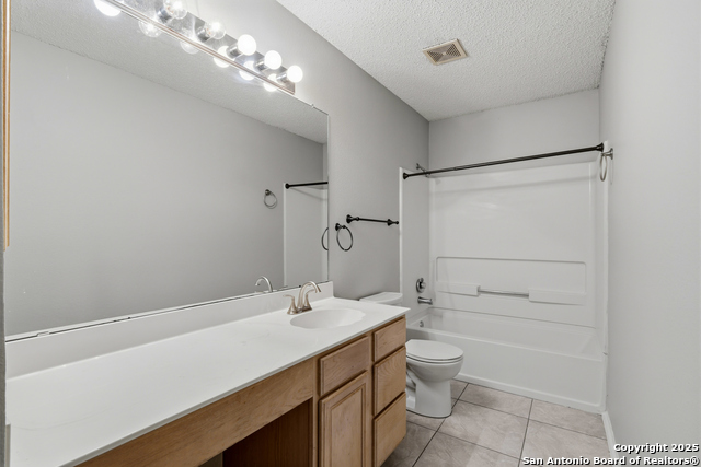 Listing photo id 20 for 17426 Emerald Canyon
