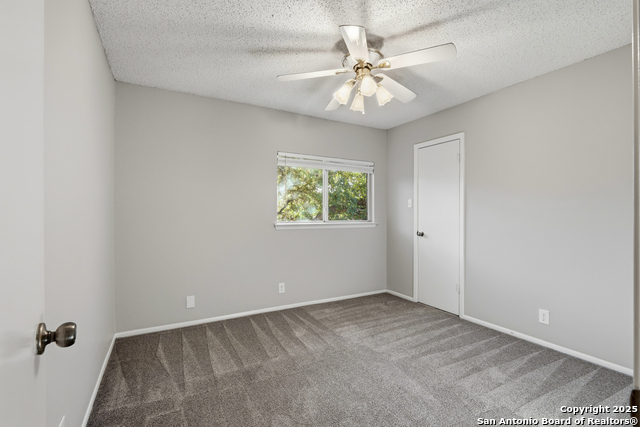 Listing photo id 21 for 17426 Emerald Canyon