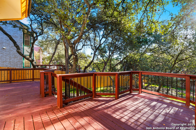 Listing photo id 25 for 17426 Emerald Canyon