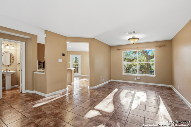 Listing photo id 6 for 17426 Emerald Canyon