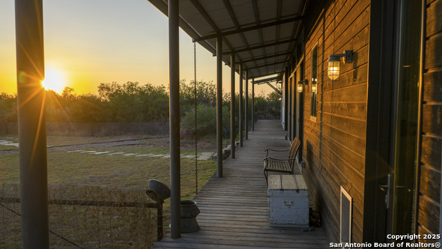 Listing photo id 8 for 514 County Road 669