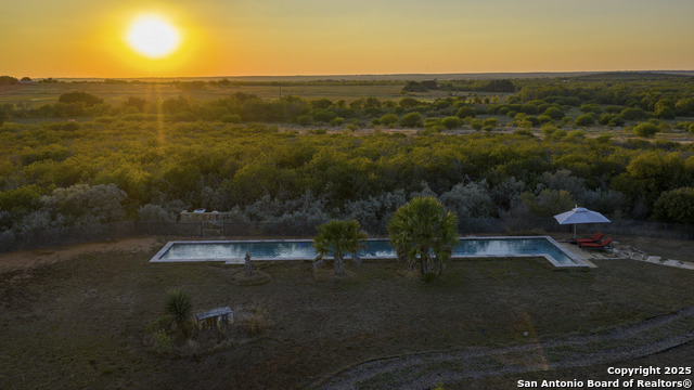 Listing photo id 10 for 514 County Road 669