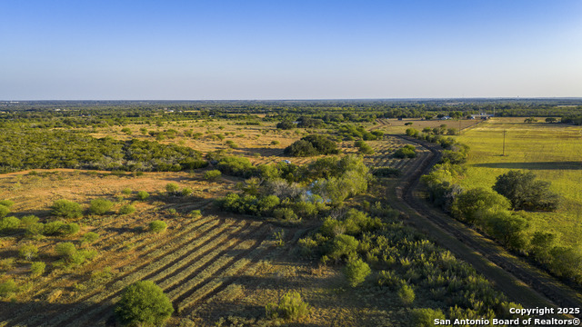 Listing photo id 17 for 514 County Road 669