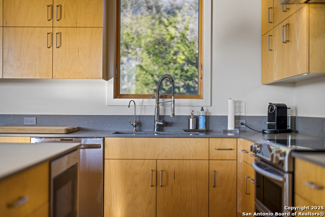 Listing photo id 30 for 514 County Road 669