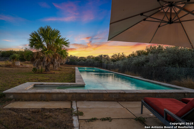 Listing photo id 2 for 514 County Road 669