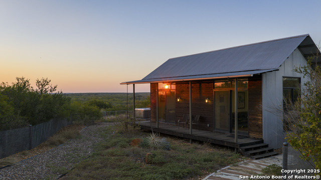 Listing photo id 6 for 514 County Road 669