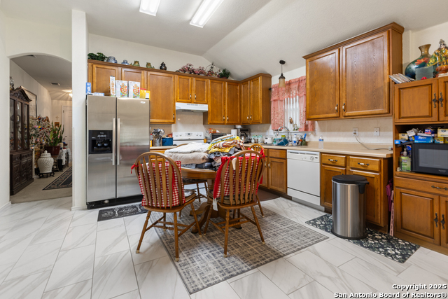 Image 10 of 24 For 10954 Geneva Moon