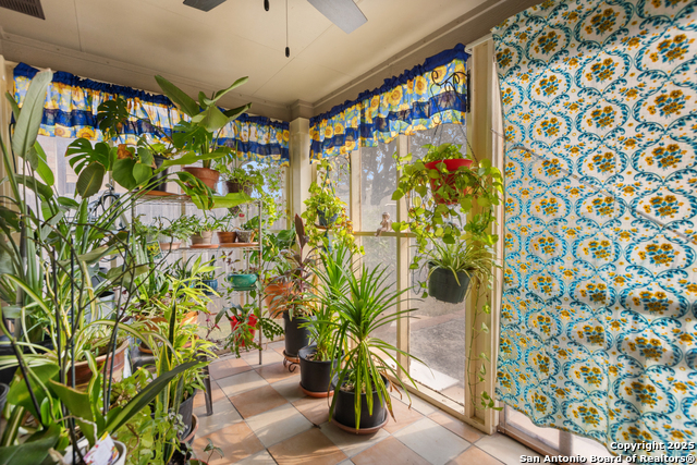 Image 22 of 24 For 10954 Geneva Moon