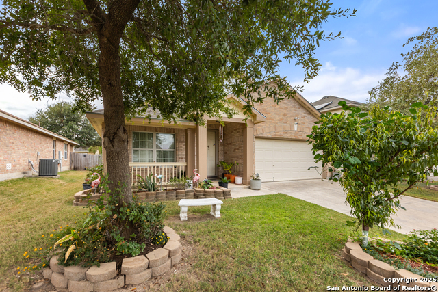 Image 3 of 24 For 10954 Geneva Moon