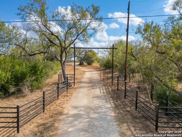 Image 2 of 50 For 2425 Elm Creek