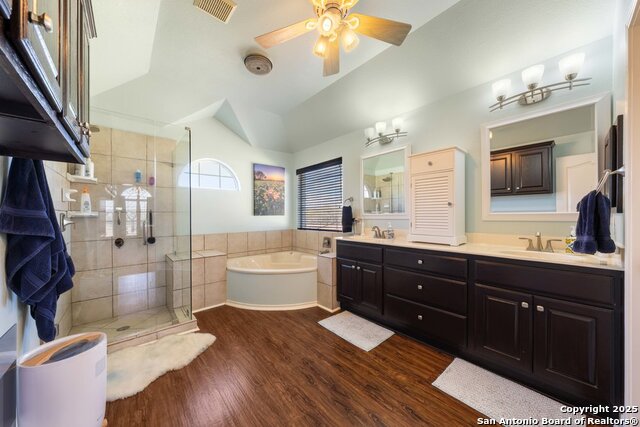 Image 20 of 50 For 2425 Elm Creek