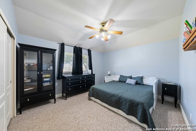 Image 21 of 50 For 2425 Elm Creek