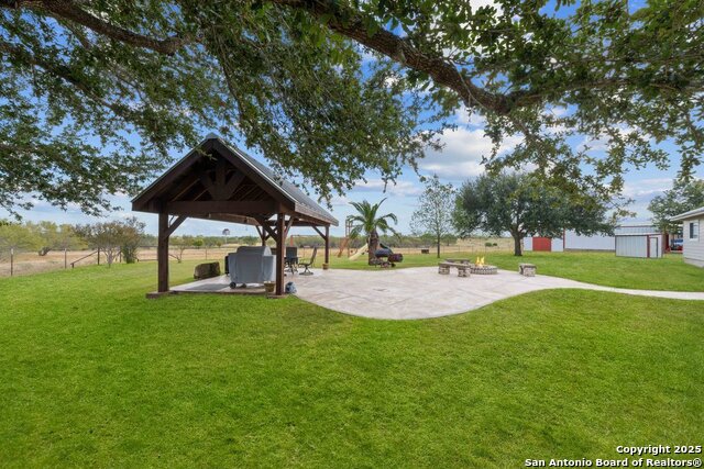 Image 28 of 50 For 2425 Elm Creek