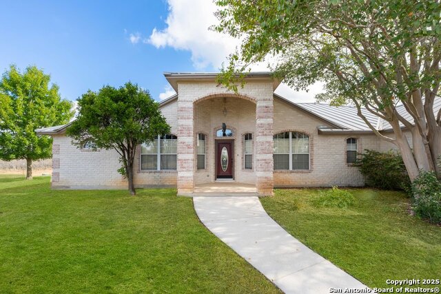 Image 4 of 50 For 2425 Elm Creek