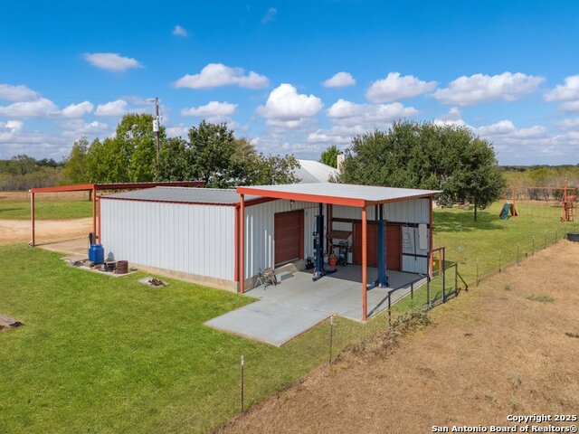 Image 48 of 50 For 2425 Elm Creek