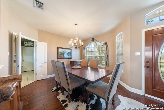 Image 8 of 50 For 2425 Elm Creek