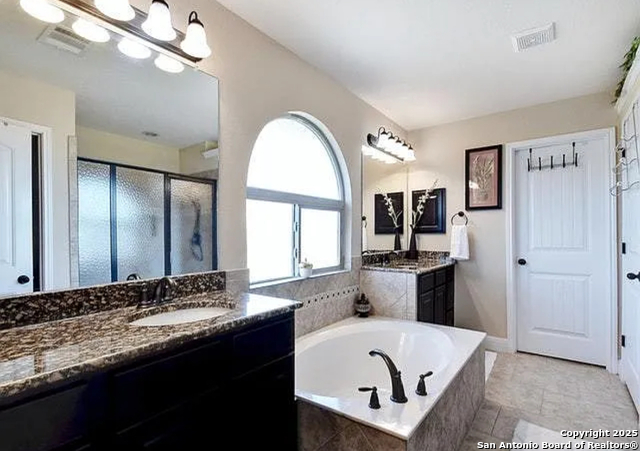 Image 13 of 20 For 929 Resaca