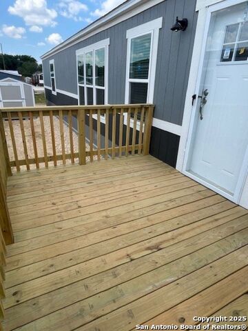 Image 11 of 16 For 15953 Flores Curve