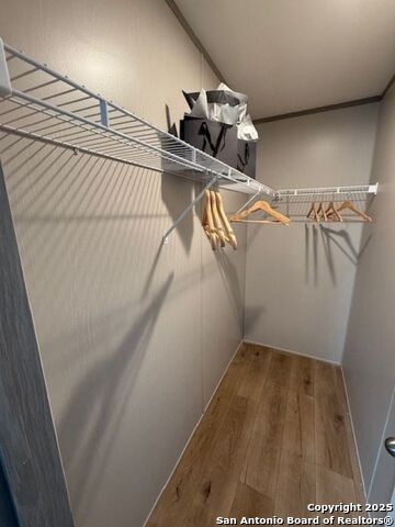 Image 7 of 16 For 15953 Flores Curve