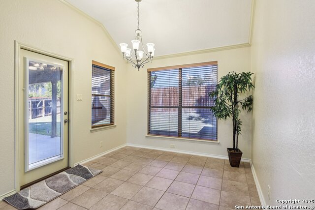 Listing photo id 8 for 3524 Angora Trail