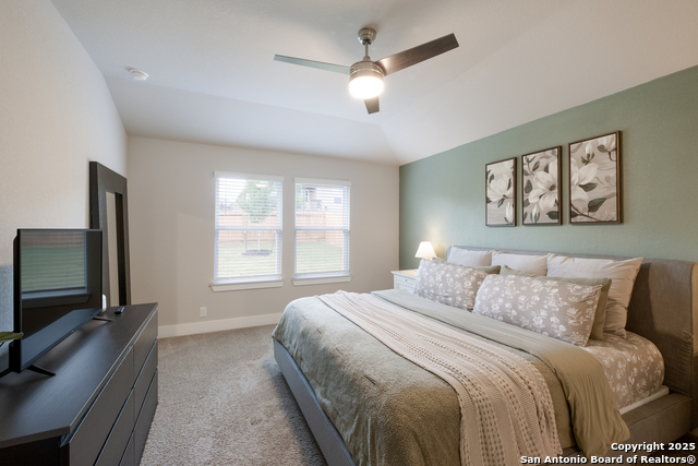 Image 12 of 24 For 5609 Jewel Curve