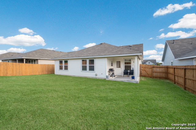 Image 22 of 24 For 5609 Jewel Curve